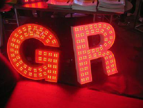 太和LED发光字有哪些优势？